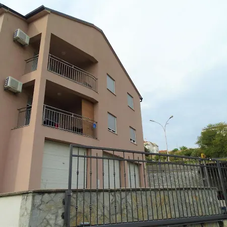 30244 - Visnja Silver Apartment *