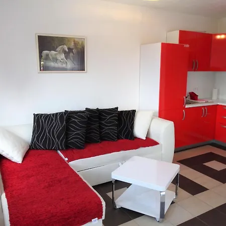 30244 - Visnja Silver Apartment *